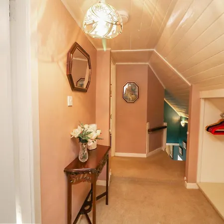 Дом отдыха Julie's Каслайленд