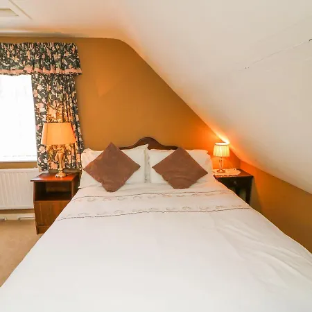 Julie's Castleisland